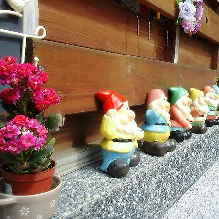 Taitung Love Hostel Экстерьер фото